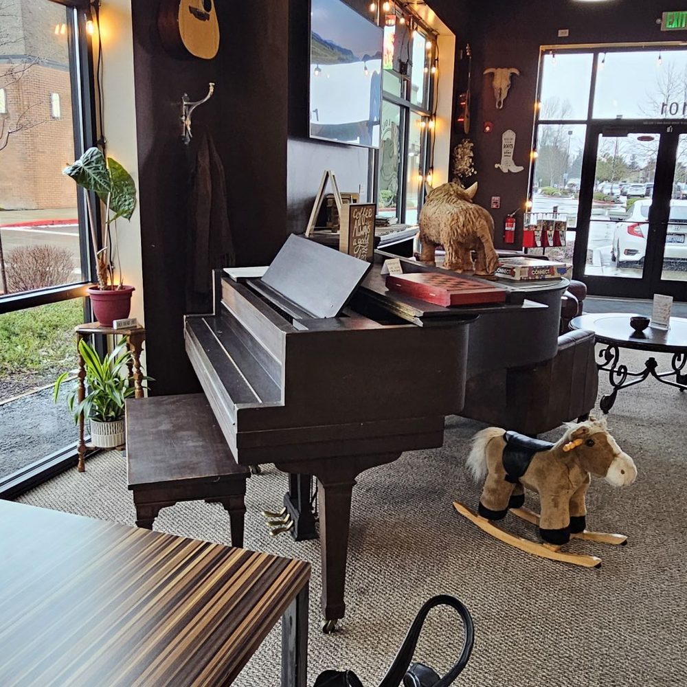Rodeo Lounge - Piano - Themed Cafes Near Me - Marysville, Washington Rodeo Lounge - Piano - Themed Cafes Near Me - Marysville, Washington