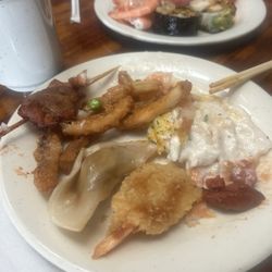 Tea is free, dumplings are great always take some sushi and sashimi yummy