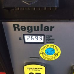 United Oil 76 - 10 cents cheaper