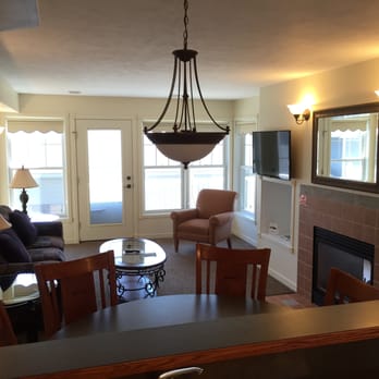 Harbor Lights Resort - Luxury Suite - Resorts Near Me - Frankfort, Michigan Harbor Lights Resort - Luxury Suite - Resorts Near Me - Frankfort, Michigan