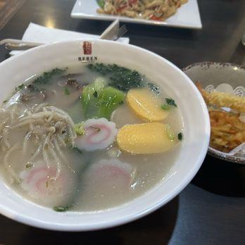 Reren Lamen & Bar - Shrimp and vegetable Tempura Lamen - Ramen Near Me - Washington, DC, District of Columbia Reren Lamen & Bar - Shrimp and vegetable Tempura Lamen - Ramen Near Me - Washington, DC, District of Columbia