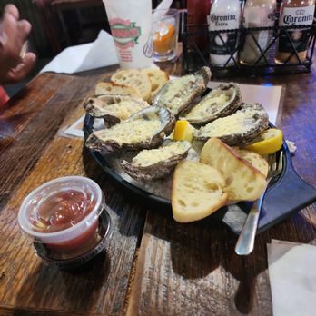 Mama's Oyster House - Seafood Near Me - Natchitoches, Louisiana Mama's Oyster House - Seafood Near Me - Natchitoches, Louisiana