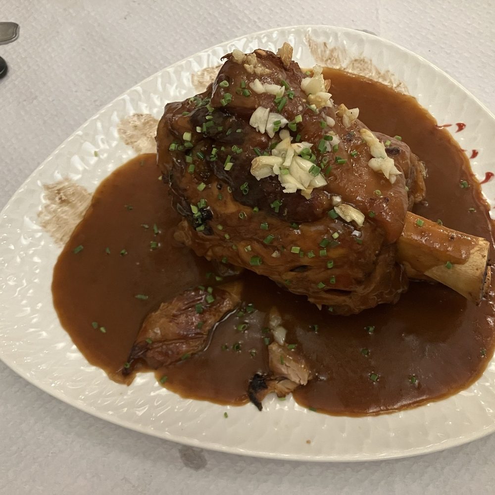 La Taverne du Vigneron - Waedele (braised porc shank) - Alsatian Near Me - Guebwiller, 68