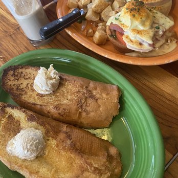 Tower Cafe - Famous Toast. Eggs Tower - Breakfast & Brunch Near Me - Sacramento, California Tower Cafe - Famous Toast. Eggs Tower - Breakfast & Brunch Near Me - Sacramento, California