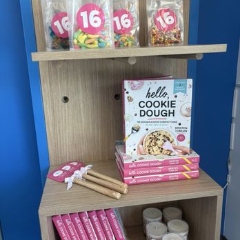16 Handles - Ice Cream & Frozen Yogurt Near Me - Missouri City, Texas 16 Handles - Ice Cream & Frozen Yogurt Near Me - Missouri City, Texas