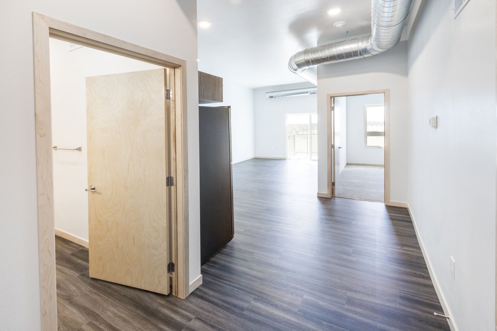 FLATWATER CROSSING APARTMENTS Request Information 32 Photos 2800