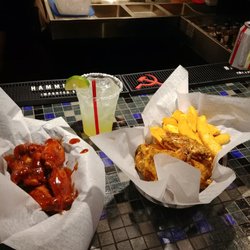 2104 - Wing basket and margaritas