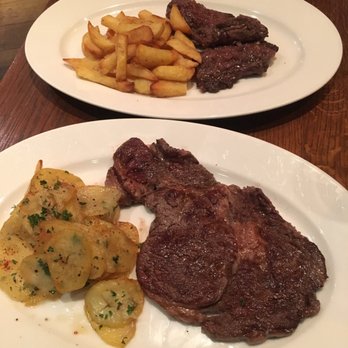 Le Sens Unique - Beef special with frites and flat iron steak with potato - both perfectly prepared and yummy! - French Near Me - Paris, 75 Le Sens Unique - Beef special with frites and flat iron steak with potato - both perfectly prepared and yummy! - French Near Me - Paris, 75
