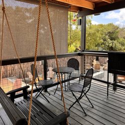 Buchanans Coffee - Balcony outside