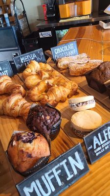 Cachito Coffee and Bakery by null