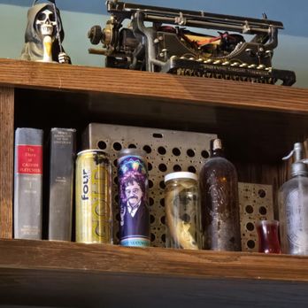 Bluebeard - Decor - New American Near Me - Indianapolis, Indiana