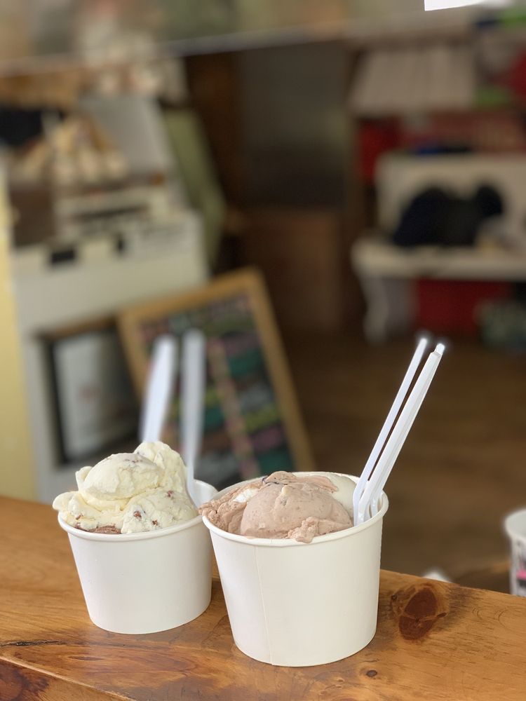 MOO MOO’S CREAMERY 319 Photos & 319 Reviews Ice Cream & Frozen