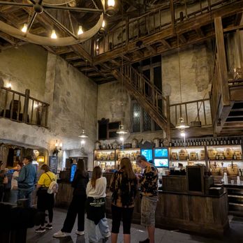 LEAKY CAULDRON™ - Updated July 2025 - 2119 Photos & 828 Reviews - 6000