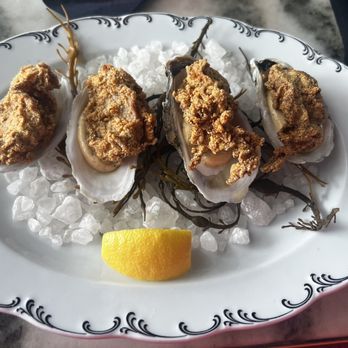 Loch Bar - Fried Oysters - Seafood Near Me - Baltimore, Maryland