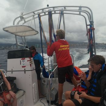 Hawaiian Parasail - Parasailing Near Me - Honolulu, Hawaii