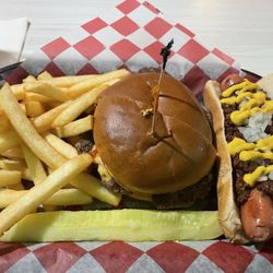 Sherman's Lounge - Sherman's Special.
