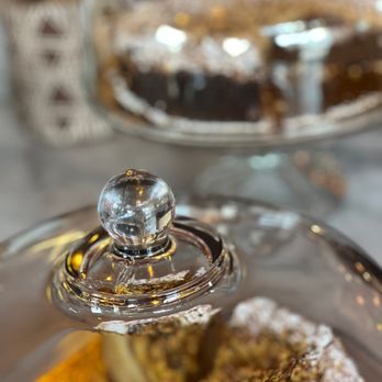 Loquat - Cakes - Bakeries Near Me - San Francisco, California