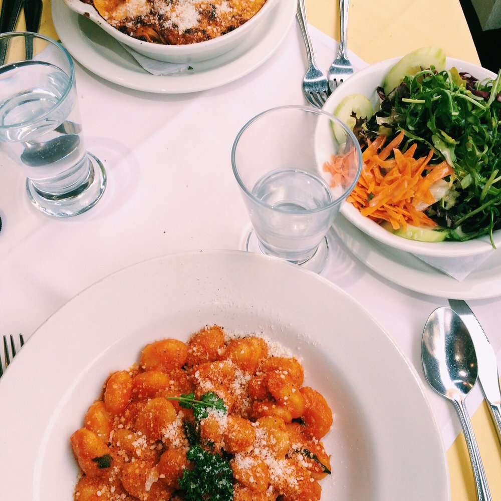 Bizzarro - Lasagna & gnocchi. - Italian Near Me - London, XGL Bizzarro - Lasagna & gnocchi. - Italian Near Me - London, XGL