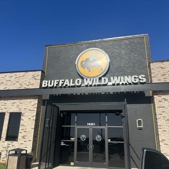 Buffalo Wild Wings - Entrance - Sports Bars Near Me - Oklahoma City, Oklahoma