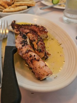 Bahari Estiatorio by null