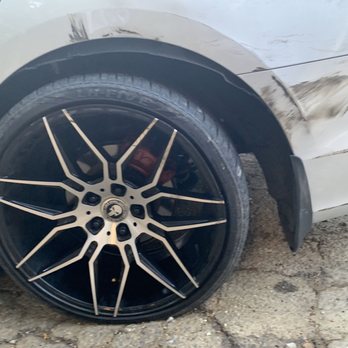Caliber Collision - Body Shops Near Me - Burbank, California Caliber Collision - Body Shops Near Me - Burbank, California