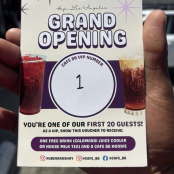 Cafe 86 - I was the first customer. I don't like waiting in lines so I got here as early as possible. I do that to all grand openings - Desserts Near Me - Milpitas, California