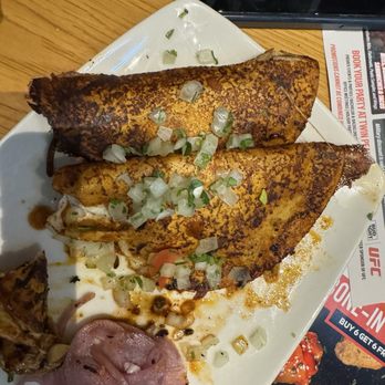 Twin Peaks - Quesabirria Tacos - New American Near Me - Lakewood, Colorado Twin Peaks - Quesabirria Tacos - New American Near Me - Lakewood, Colorado