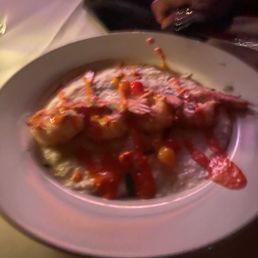 Shrimp & Grits Shrimp & Grits