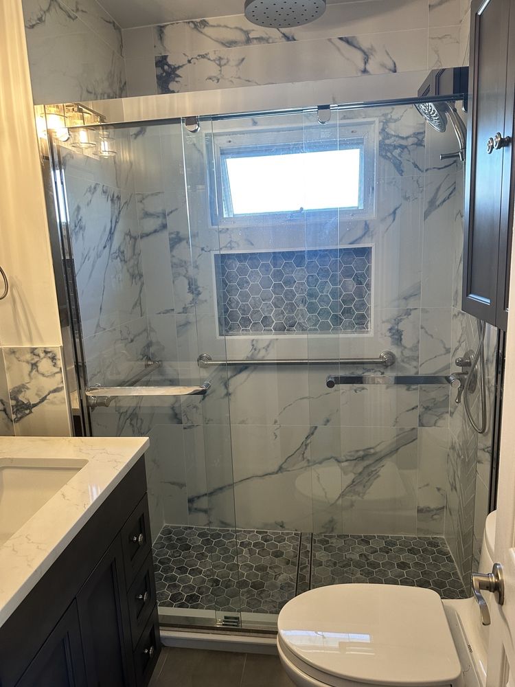 Slide of V and R Home Improvement