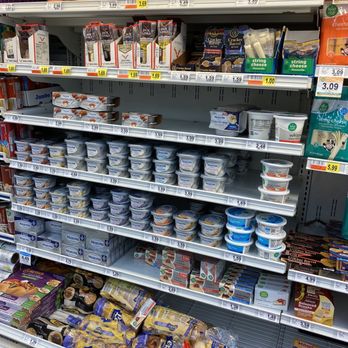 Johnsons - the shelves of a grocery store - Grocery Near Me - Attalla, Alabama