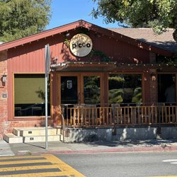 Pizzeria Picco - Restaurant front
