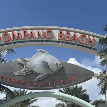 Oceanic - Pompano Beach sign - Seafood Near Me - Pompano Beach, Florida Oceanic - Pompano Beach sign - Seafood Near Me - Pompano Beach, Florida