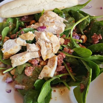 Rivertap - Bland salad and dry breadsticks - New American Near Me - The Dalles, Oregon
