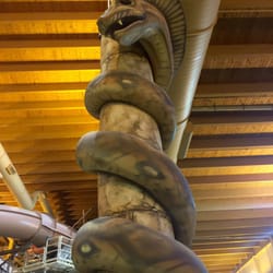 Lost Rios Waterpark - Snake decor inside the waterpark