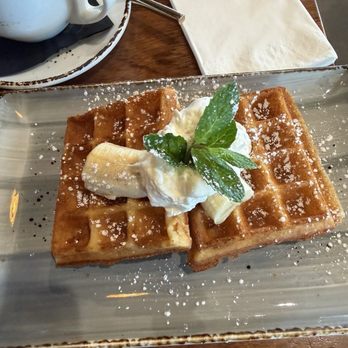 The Corner - Half Waffle - Breakfast & Brunch Near Me - Glendale, California