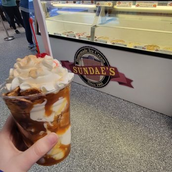 Sundae's Ice Cream & Coffee - Caramel cinnamon toast crunch - Ice Cream & Frozen Yogurt Near Me - Indianapolis, Indiana Sundae's Ice Cream & Coffee - Caramel cinnamon toast crunch - Ice Cream & Frozen Yogurt Near Me - Indianapolis, Indiana