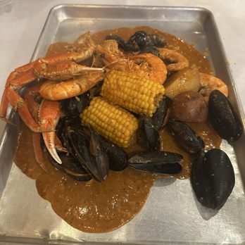 Craving Crab Haus - Choose ur own style - Cajun/Creole Near Me - Riverside, California