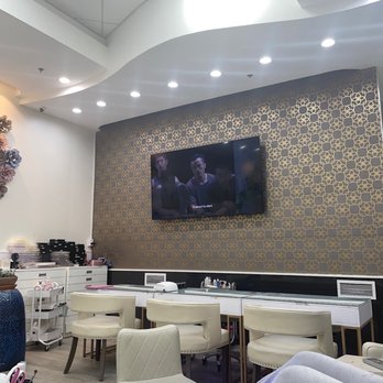 Papillon Lounge & Nails - Manicure station - Nail Salons Near Me - Brea, California Papillon Lounge & Nails - Manicure station - Nail Salons Near Me - Brea, California