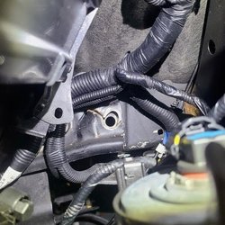 Cars 4 U - Bolt missing and metal cut for motor mount