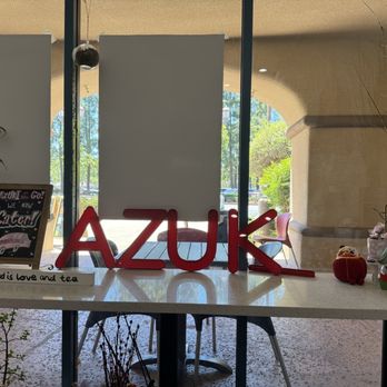 Azuki Tea - Inside decor - Bubble Tea Near Me - Thousand Oaks, California