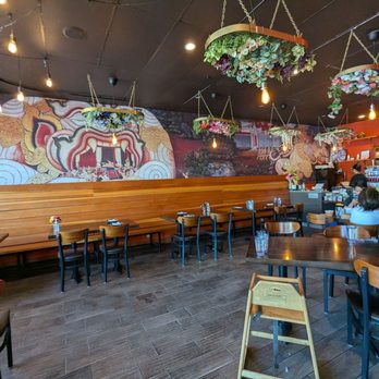 Khao Kang Thai Kitchen - Inside - Thai Near Me - Mountain View, California