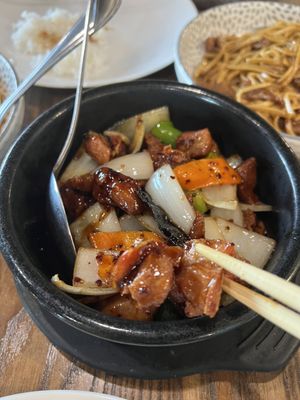 Gigi's Chinese Cuisine by null