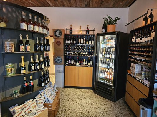 Montrose Cheese & Wine by null