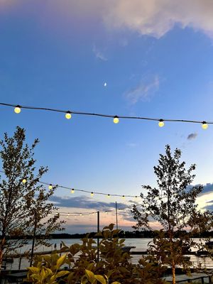 Pimento Jamaican Kitchen- Pimento On The Lake (Seasonal Operations) by null