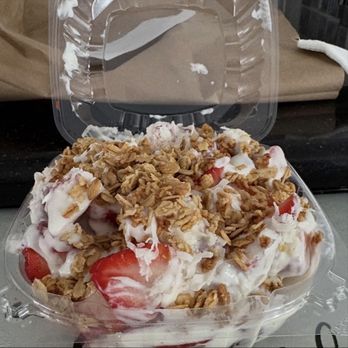 Fruit Avenue - Fresas Con Crema. - Juice Bars & Smoothies Near Me - Victorville, California Fruit Avenue - Fresas Con Crema. - Juice Bars & Smoothies Near Me - Victorville, California