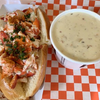 Pike Place Chowder - Maine Lobster Roll & New England Clam Chowder. - Seafood Near Me - Seattle, Washington Pike Place Chowder - Maine Lobster Roll & New England Clam Chowder. - Seafood Near Me - Seattle, Washington