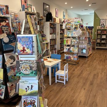 Watchung Booksellers - Bookstores Near Me - Montclair, New Jersey Watchung Booksellers - Bookstores Near Me - Montclair, New Jersey