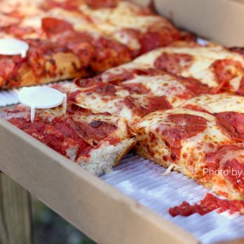 Toarmina's Pizza - Detroit Style Deep Dish Pizza with Pepperoni ($27.49) - Pizza Near Me - Ann Arbor, Michigan