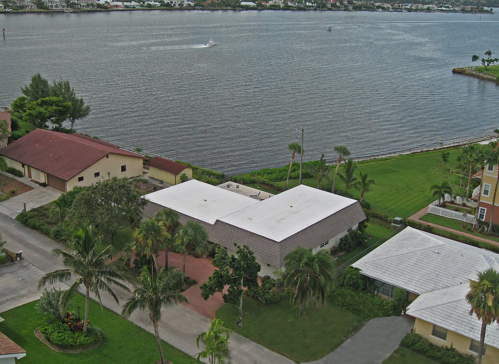 Slide of Roofing Team