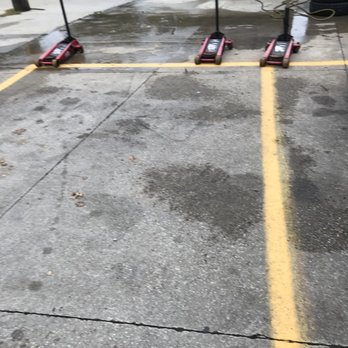 Tiremen USA - Lots of Jacks - Tires Near Me - Cleveland, Ohio Tiremen USA - Lots of Jacks - Tires Near Me - Cleveland, Ohio